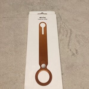 Apple Leather Loop AirTag Holder in Tan Brown